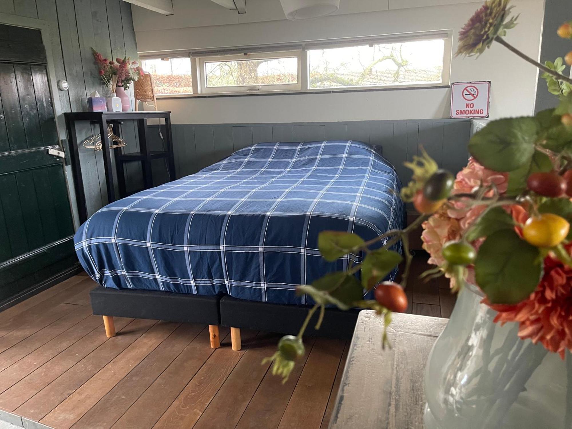 Holiday Cottage De Garage Inn Hank エクステリア 写真